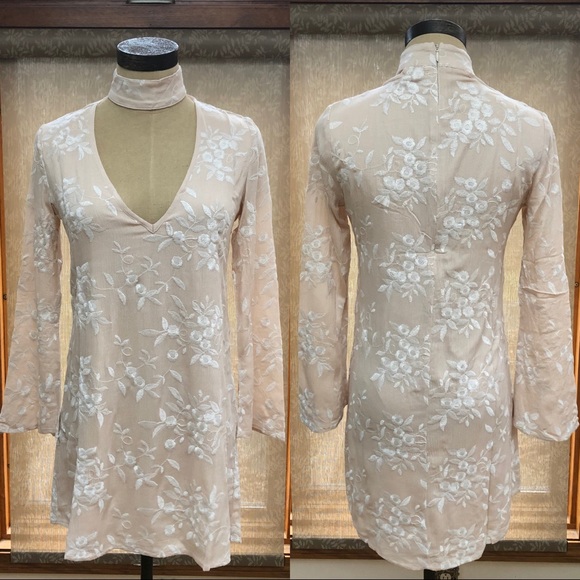 Floral Embroidered Blush Mini Dress - Picture 2 of 5